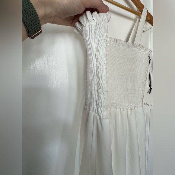 White Tiered Ruffled Elegant Maxi Dress - Picture 5 of 16